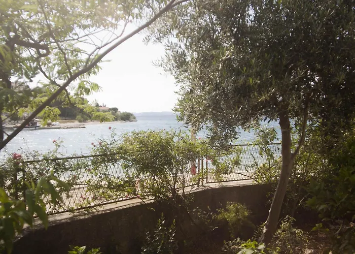 Apartment By The Sea Okrug Gornji, Ciovo - 8330