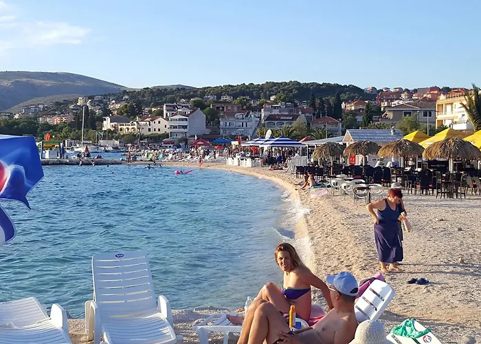 Apartment By The Sea Okrug Gornji, Ciovo - 8330